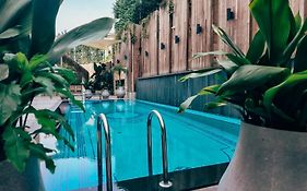 فنادق وسبا دوسو دوسي القرن الذهبي